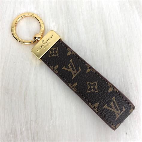 louis vuitton lucchetto e porta chiavette|louis vuitton lv keychain.